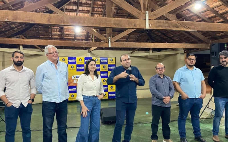 Projeto Prefeitura nos Bairros chega à comunidade do Quenta Sol